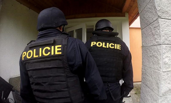 Chrudimští policisté zadrželi sedmatřicetiletého distributora pervitinu