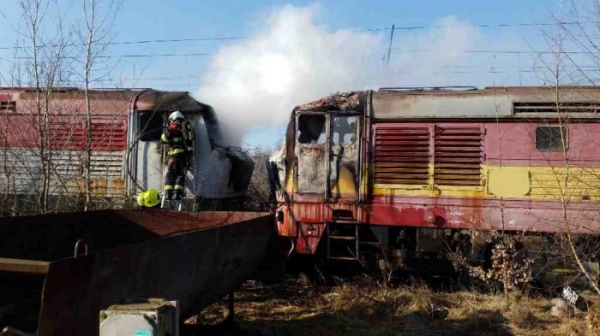 V České Třebové hořely dvě lokomotivy Bardotky, příčinou vzniku požáru je zřejmě nedbalost