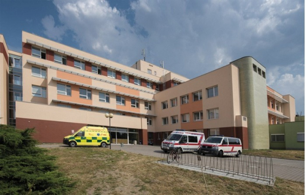Také Chrudimská nemocnice má svou budoucnost, říká po jednání se zastupiteli radní Valtr
